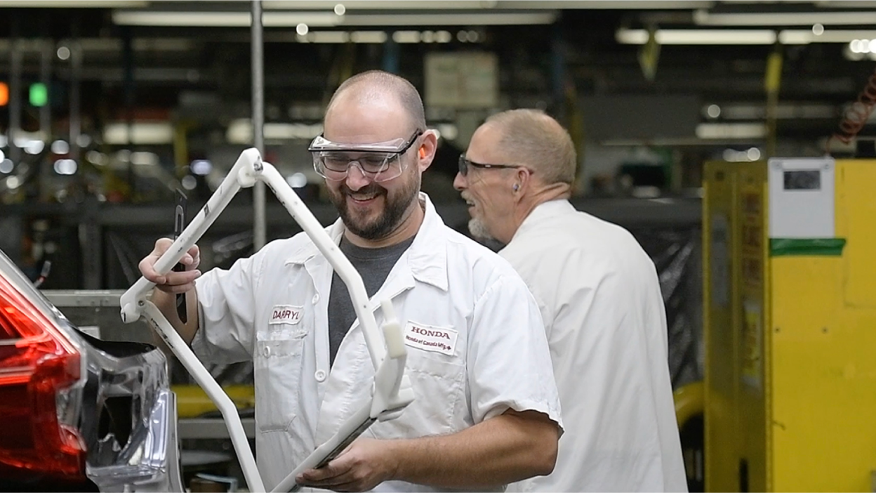L’image d’un employé masculin de Honda